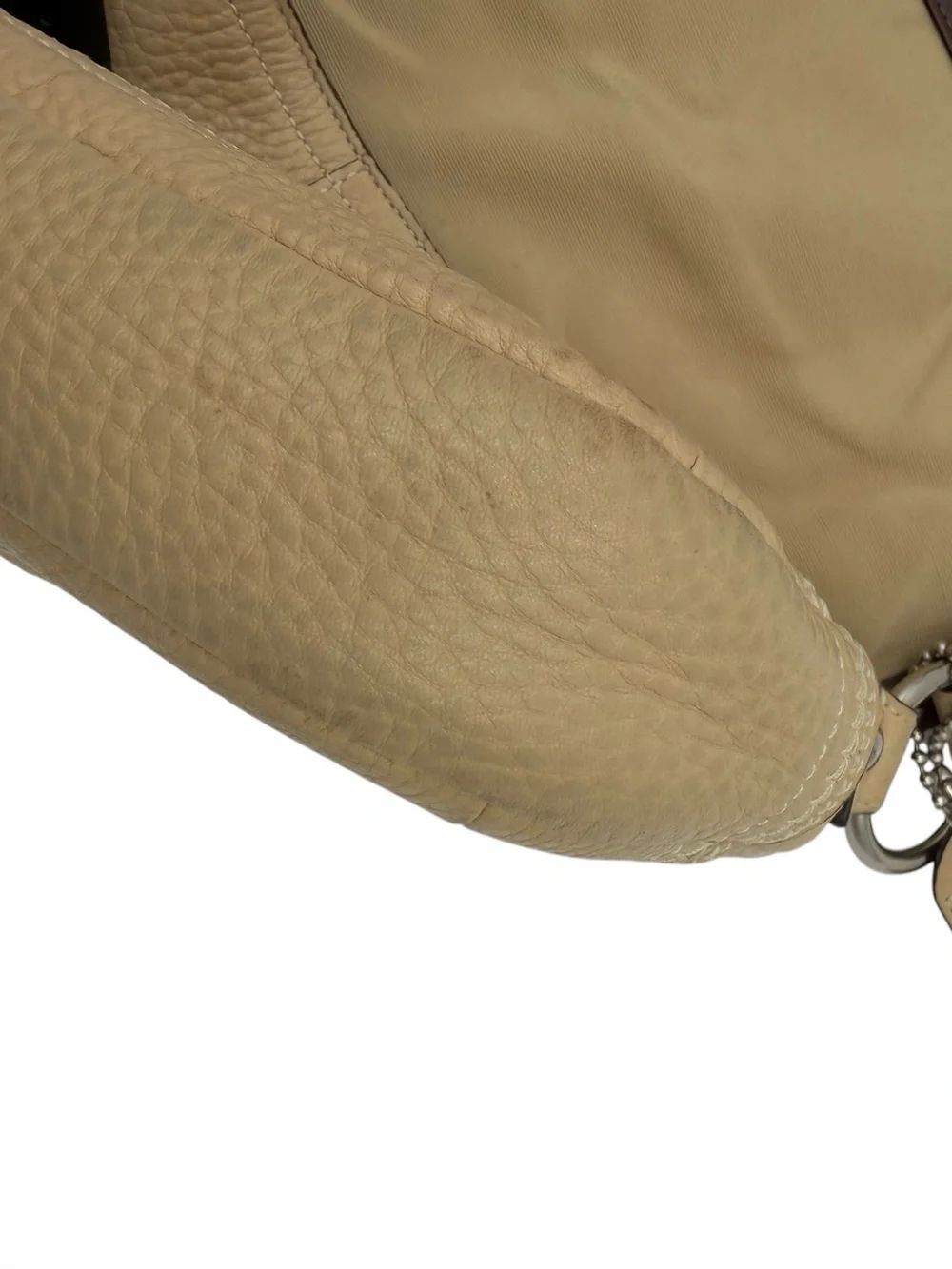 Coach Soho Pebbled Leather Buckle Shoulder Bag Cream Beige Style 10723 Y2K
